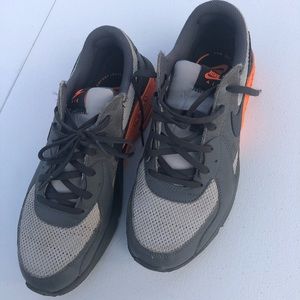Men’s size 8 Nike Air Max